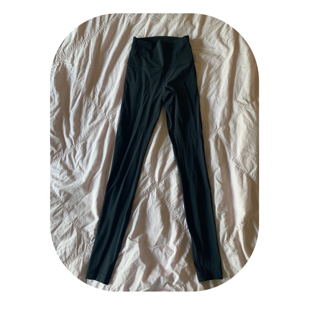 LULULEMON BLACK LEGGINGS